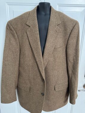 Joseph A. Banks 100% Camel hair jacket